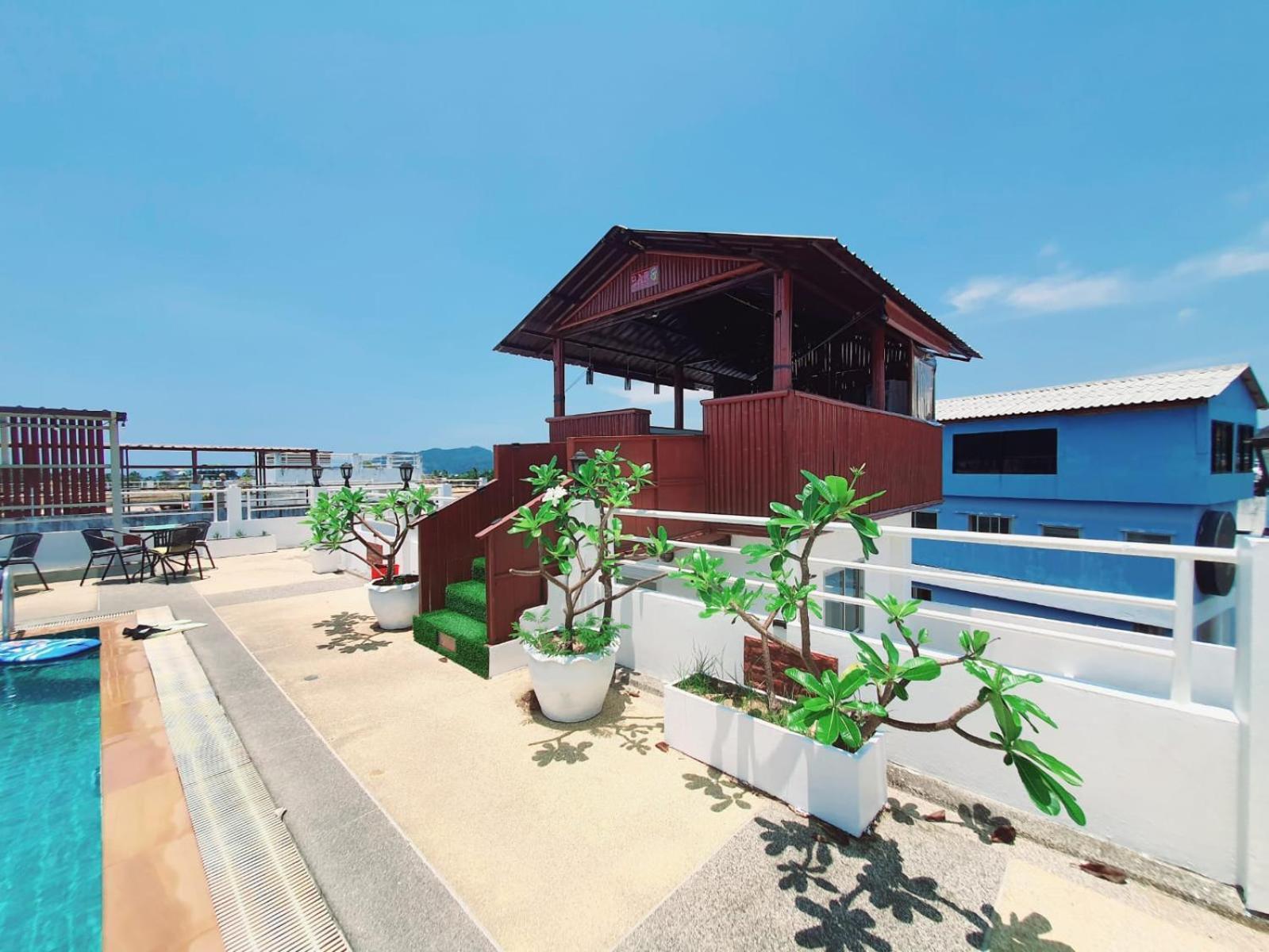 Issara Patong Beach Eksteriør billede